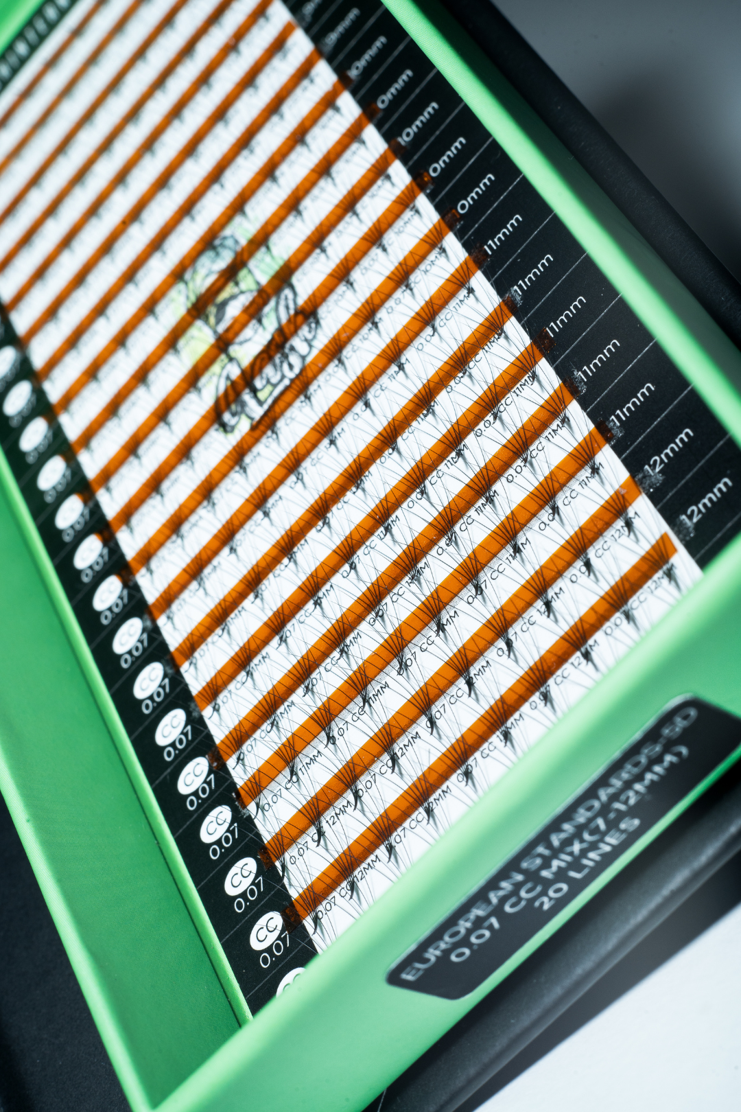 ABANICOS PRE ARMADOS CON ESTÁNDARES EUROPEOS