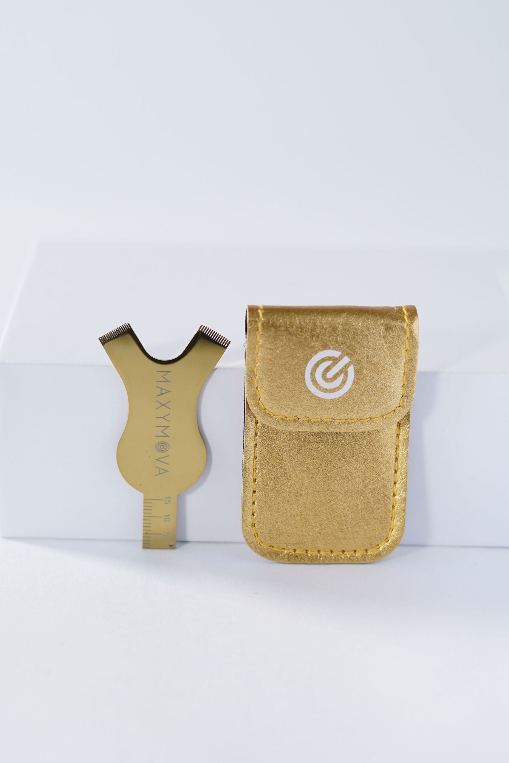 Maxymova Golden Y Tool Lashinternacional maxymova-golden-y-tool-lashinternacional