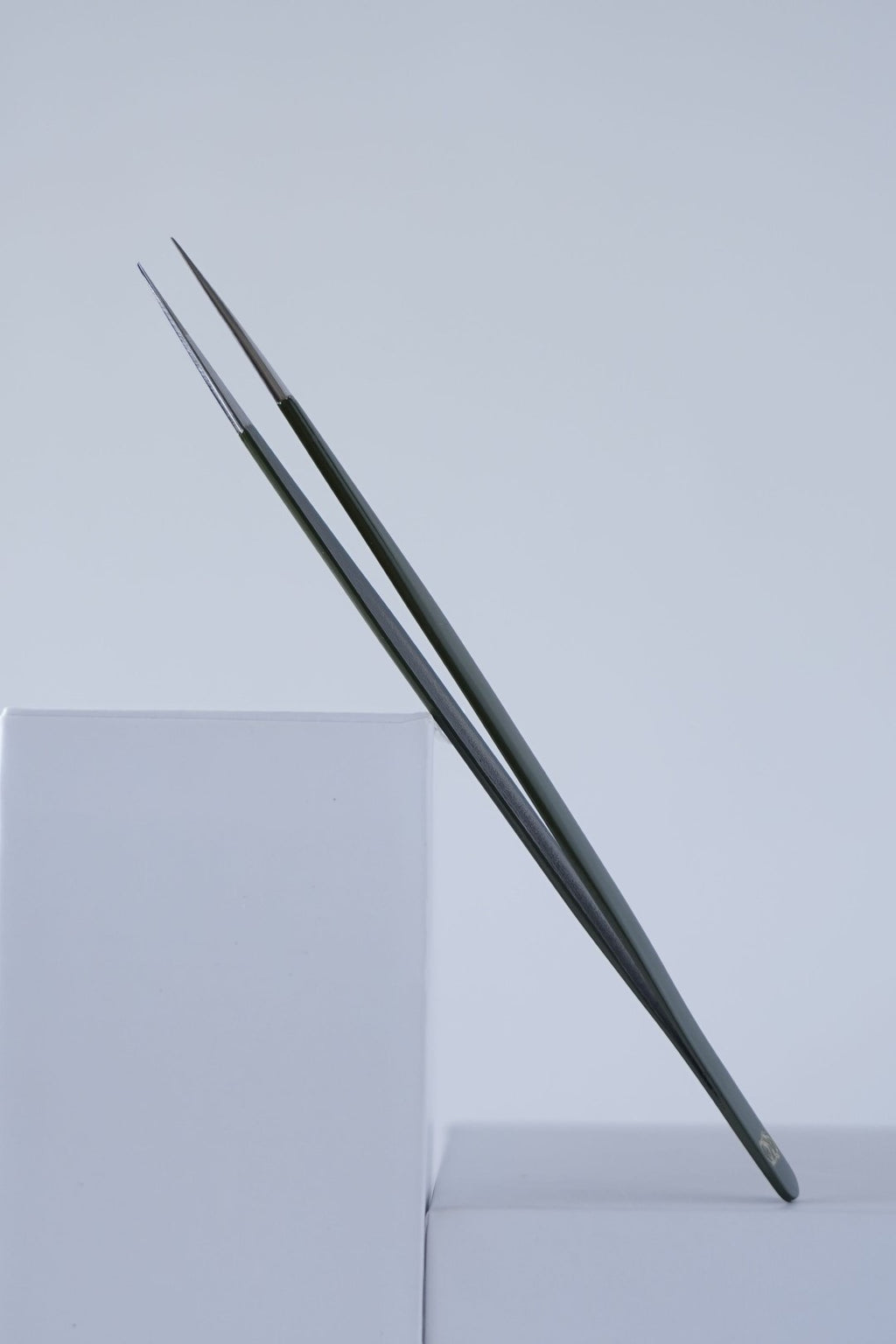 Emerald Isolating Pliers